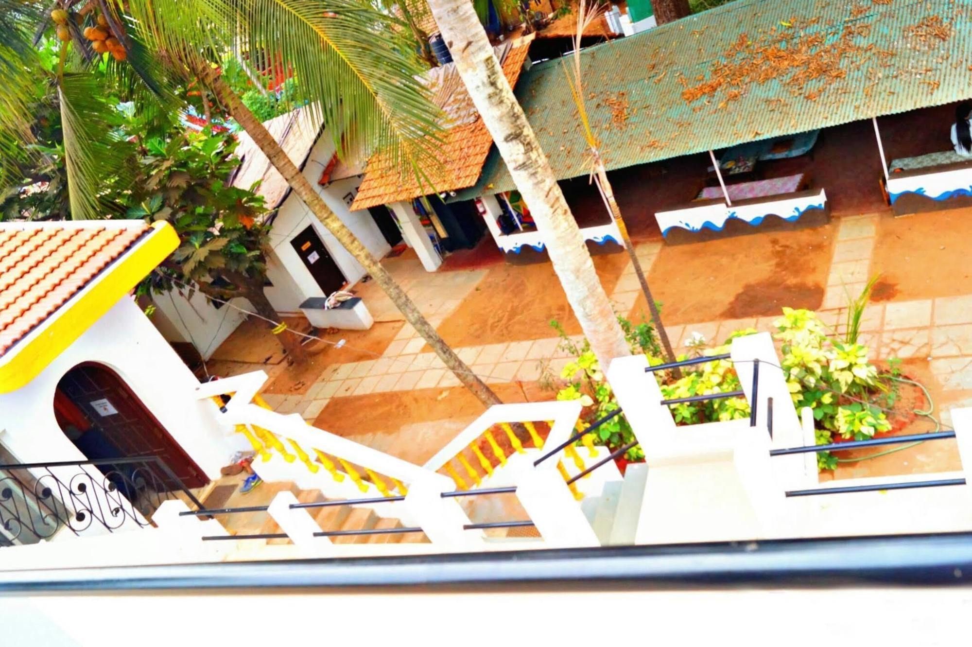 Backpacker Panda Goa Hostel Calangute Buitenkant foto