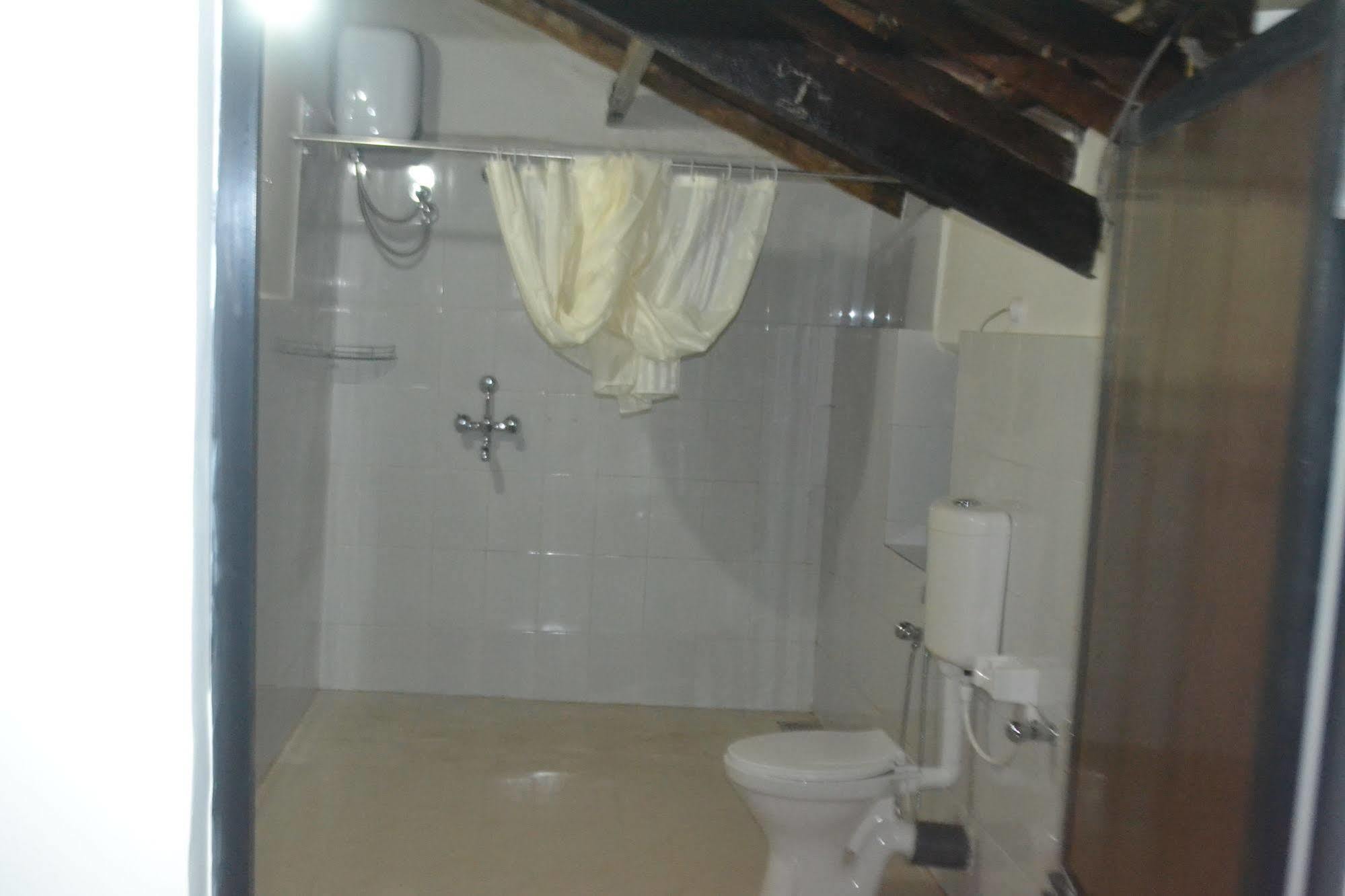 Backpacker Panda Goa Hostel Calangute Buitenkant foto